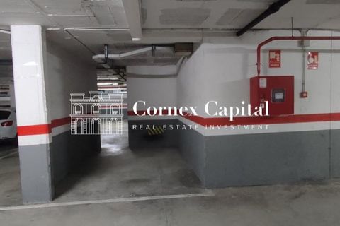 Garage i Barcelona, Barcelona, Barcelona - € 23.000 | Ref: V-POBLENOU-PK06 - foto 1