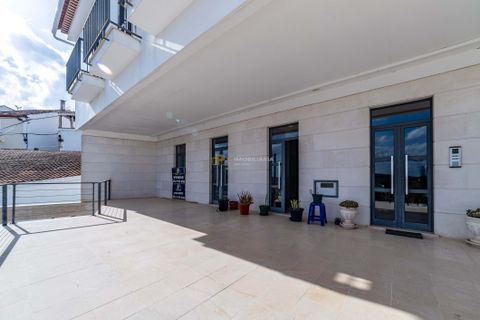 L'establiment comercial a Pernes, Santarem, Pernes - € 100.000 | Ref: LOJ/0828 - foto 3