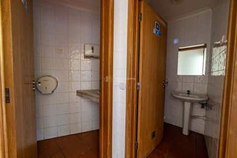 L'establiment comercial a Pernes, Santarem, Pernes - € 100.000 | Ref: LOJ/0828 - foto 5