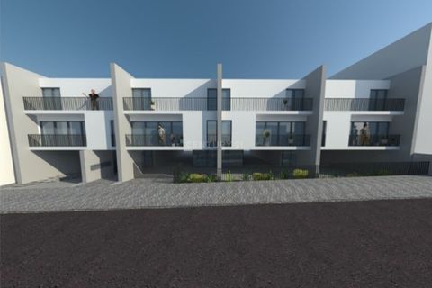 Helårsgrund i Amadora, Lisbon, Amadora - € 299.500 | Ref: C0223-07728 - foto 1