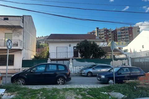 Helårsgrund i Amadora, Lisbon, Amadora - € 299.500 | Ref: C0223-07728 - foto 11