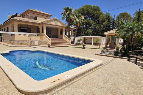 Villa i Pinar De Campoverde, Alicante, Pinar De Campoverde - € 725.000 | Ref: AG19MLSC8333827 - foto 1
