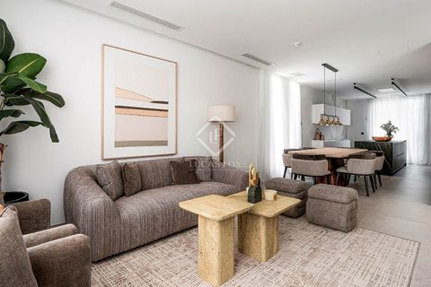 Villa i Benidorm, Alicante, Benidorm - € 1.280.000 | Ref: ALT56588 - foto 1