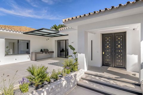 Villa a Marbella, Malaga, Marbella - € 2.850.000 | Ref: DPIe34457 - foto 2