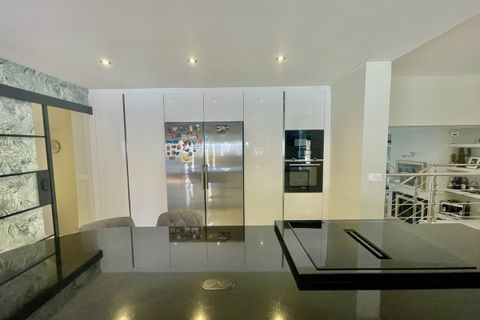 Villa i Sotogrande, Cadiz, Sotogrande - € 1.600.000 | Ref: R4942360 - foto 7