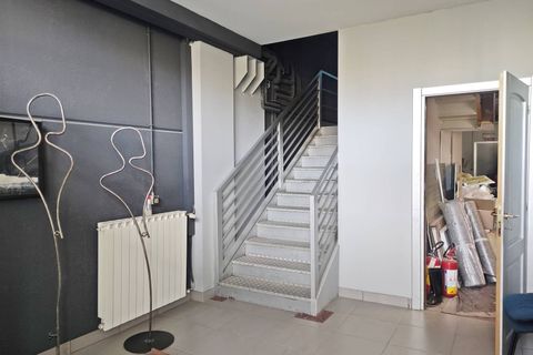 Erhvervsejendom i Florence, Florence, Florence - € 550.000 | Ref: a9756uf2174945a - foto 9