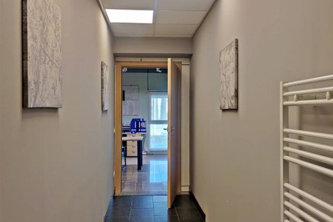 Erhvervsejendom i Florence, Florence, Florence - € 550.000 | Ref: a9756uf2174945a - foto 14