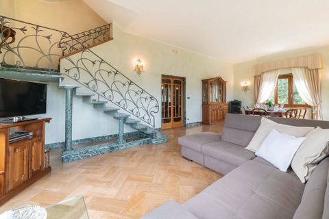 Villa i Camaiore, Lucca, Camaiore - € 2 400 000 | Ref: a10803rv2179126 - foto 12