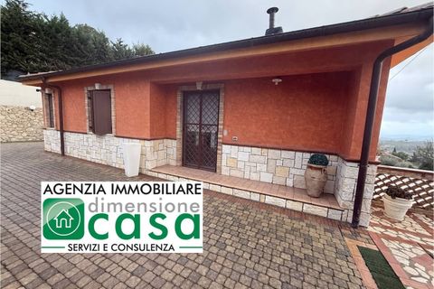 Villa a Caltanissetta, Caltanissetta, Caltanissetta - € 250.000 | Ref: VL98 - foto 2