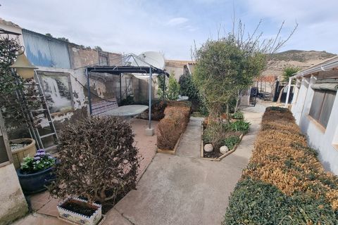 Cortijo i Lubrin, Almeria, Lubrin - € 125.000 | Ref: A1423 - foto 1