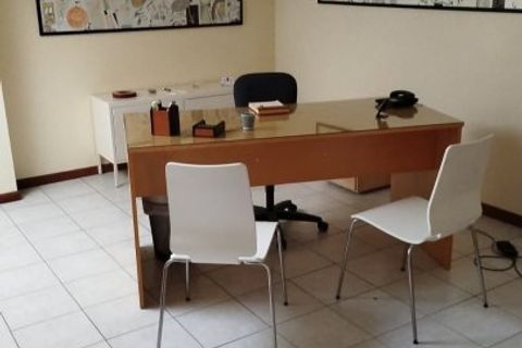 Erhvervsejendom i Carpi, Modena, Carpi - € 200.000 | Ref: PHS-931 - foto 3