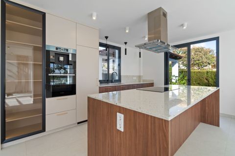 Villa a Elviria, Malaga, Elviria - € 2.290.000 | Ref: R4949704 - foto 11