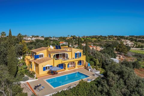 Villa i Albufeira, Faro, Albufeira - € 997.000 | Ref: CNV4143 - foto 1