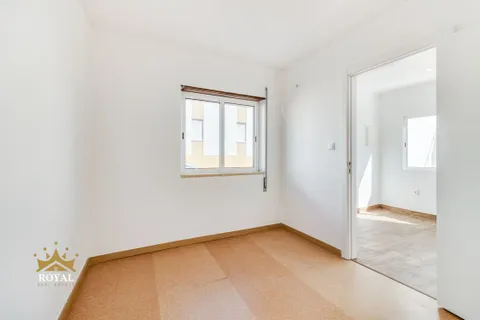 Villa a Montijo, Setubal, Montijo - € 240.000 | Ref: 2890342001-009 - foto 5