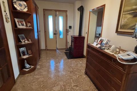 Villa a Lendinara, Rovigo, Lendinara - € 230.000 | Ref: OB16 - foto 4