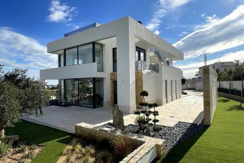 Villa i Benissa, Alicante, Benissa - € 2.260.000 | Ref: C16409* - foto 3