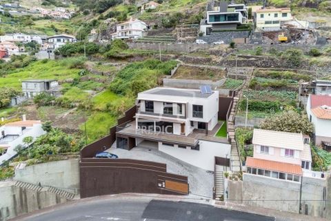 Villa i Machico, Madeira, Machico - € 960.000 | Ref: 11570-MO - foto 4