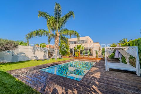 Villa i Alicante, Alicante, Alicante - € 735.000 | Ref: W-02TSW2 - foto 1