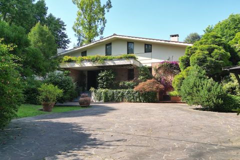 Villa i Lucca, Lucca, Lucca - € 1.650.000 | Ref: IA03943 - foto 1