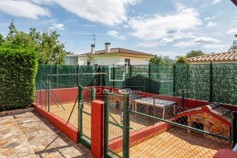 Villa a Girona, Gerona, Girona - € 1.050.000 | Ref: GIR43957 - foto 26
