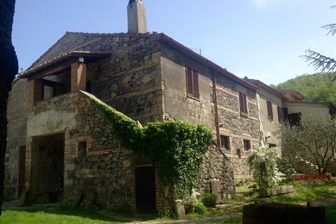 Farm hus i Radicofani, Siena, Radicofani - € 250.000 | Ref: TLCA102 - foto 1