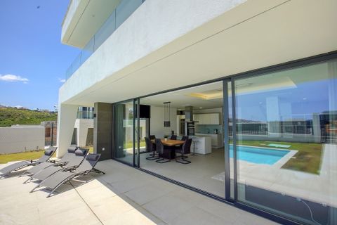 Villa i La Duquesa, Malaga, La Duquesa - € 1.200.000 | Ref: DPIe23793 - foto 4