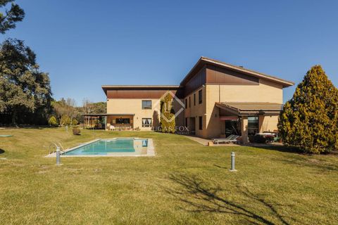 Villa em Boadilla Del Monte, Madrid, Boadilla Del Monte - € 2.250.000 | Ref: POZ56760 - foto 1