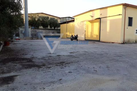 Erhvervsejendom i Melilli, Siracusa, Melilli - € 400.000 | Ref: BEL DEPO 04 - foto 3