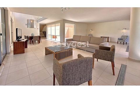 Villa i Guia, Faro, Guia - € 1.400.000 | Ref: AL95446LP - foto 17