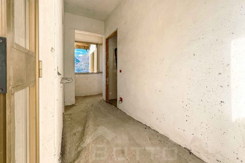 Villa i Omegna, Verbano Cusio Ossola, Omegna - € 180.000 | Ref: 3-OMESMA - foto 5