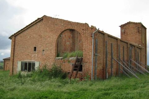 Farm hus i Siena, Siena, Siena - € 450.000 | Ref: a8998ta1654576a - foto 1