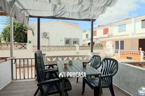 Villa i Empuriabrava, Gerona, Empuriabrava - € 142.000 | Ref: 3504 - foto 1