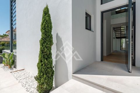 Villa a Elviria, Malaga, Elviria - € 3.600.000 | Ref: PJA-0313 - foto 5