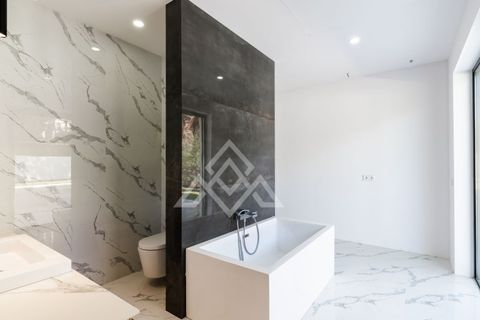 Villa a Elviria, Malaga, Elviria - € 3.600.000 | Ref: PJA-0313 - foto 19