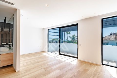 Villa a Elviria, Malaga, Elviria - € 3.600.000 | Ref: PJA-0313 - foto 22