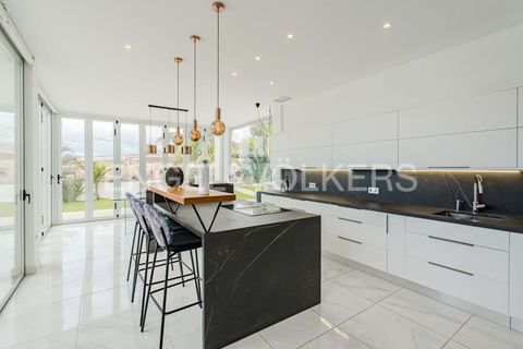 Villa i Playa Paraiso, Tenerife, Playa Paraiso - € 2.190.000 | Ref: W-02YJKL - foto 16
