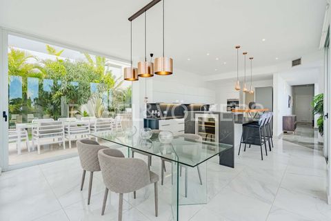 Villa i Playa Paraiso, Tenerife, Playa Paraiso - € 2.190.000 | Ref: W-02YJKL - foto 19