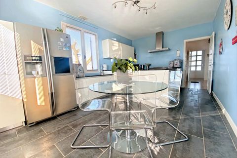 Villa i Monflanquin, Lot-et-Garonne, Monflanquin - € 300.000 | Ref: BVI78582 - foto 3