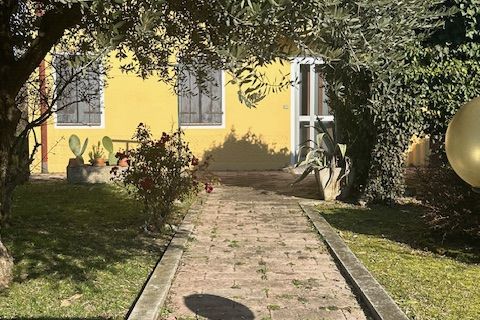 Villa i Cadoneghe, Padua, Cadoneghe - € 157.000 | Ref: CS54 - foto 9