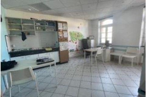 L'establiment comercial a Grenade, Haute-Garonne, Grenade - € 10.704/mes | Ref: GES28800007-148 - foto 11