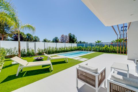 Villa a Finestrat, Alicante, Finestrat - € 8.000/mes | Ref: ALQFT435900/6084 - foto 12