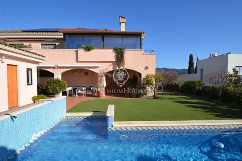 Villa i Alella, Barcelona, Alella - € 2.900.000 | Ref: PH101084/3699 - foto 1