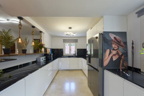 Stadthaus in Marbella, Malaga, Marbella - € 1.495.000 | Ref: PANR-14376 - Foto 3