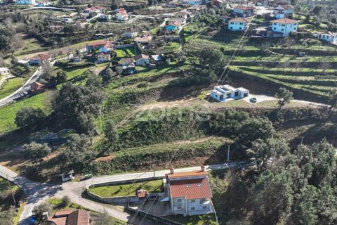 Helårsgrund i Sernancelhe, Viseu, Sernancelhe - € 75.000 | Ref: ZMPT573892 - foto 1