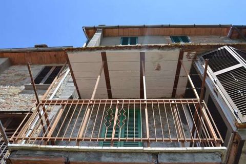 Villa i Fabro, Terni, Fabro - € 60.000 | Ref: OR809M-211747 - foto 4