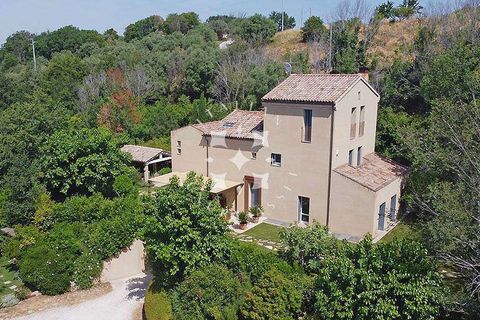 Villa i Jesi, Ancona, Jesi - € 1.350.000 | Ref: ila-370-255334 - foto 1