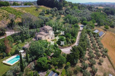 Villa i Jesi, Ancona, Jesi - € 1.350.000 | Ref: ila-370-255334 - foto 7