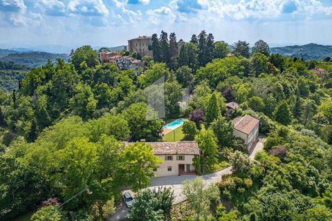 Villa a Roncofreddo, Forli-Cesena, Roncofreddo - € 1.400.000 | Ref: ila-355-255396 - foto 2