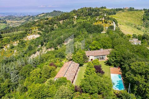 Villa a Roncofreddo, Forli-Cesena, Roncofreddo - € 1.400.000 | Ref: ila-355-255396 - foto 4