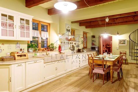 Villa a Roncofreddo, Forli-Cesena, Roncofreddo - € 1.400.000 | Ref: ila-355-255396 - foto 17